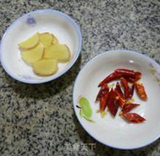 海带结炒花蛤的做法步骤：3