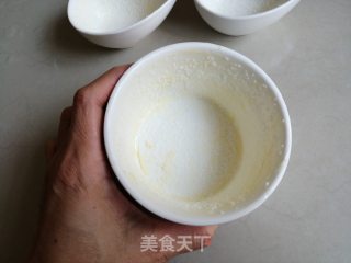 香草舒芙蕾的做法步骤：1