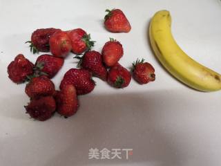 草莓香蕉片的做法步骤：1