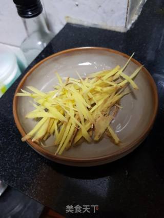 姜丝牛肉的做法步骤：4