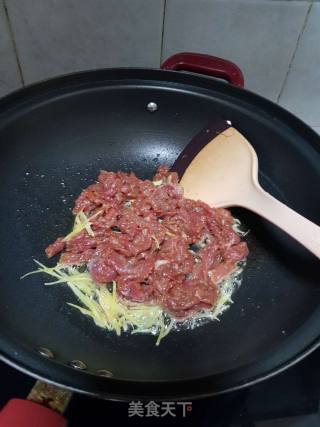 姜丝牛肉的做法步骤：6