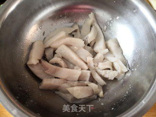 官烧目鱼的做法步骤：1
