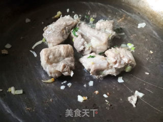 排骨汤的做法步骤：9