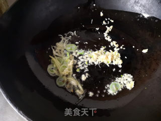 虾仁面筋的做法步骤：6