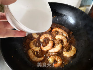 虾仁面筋的做法步骤：9