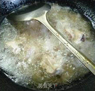 海带结煮排骨的做法步骤：6