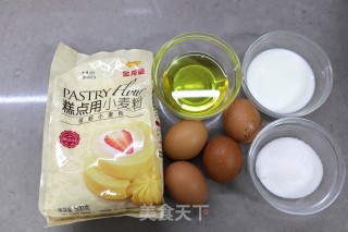 戚风奶油蛋糕卷的做法步骤：1