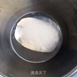 韭菜盒子的做法步骤：1