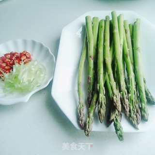 油淋芦笋的做法步骤：2