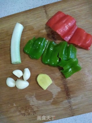 春笋炒肉的做法步骤：6
