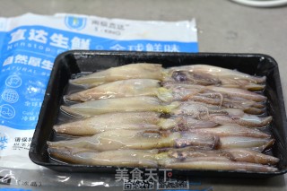 香辣鱿鱼的做法步骤：1