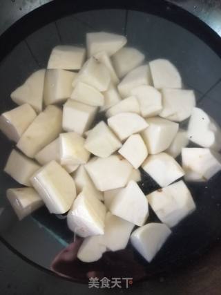 锅巴洋芋的做法步骤：2