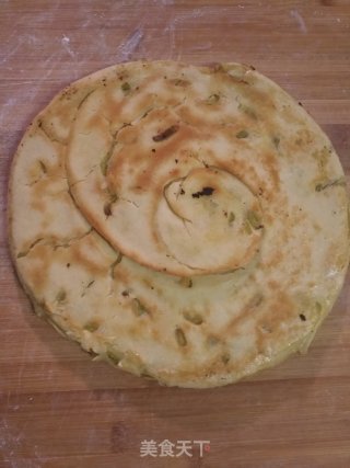 鸡蛋葱花千层饼的做法步骤：13
