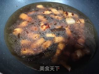 五花肉红烧芋头的做法步骤：6