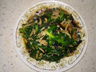 韭菜炒肉丝的做法步骤：4