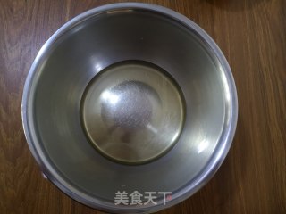 香草粉桃酥的做法步骤：2