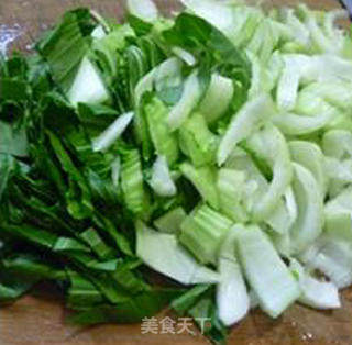 虾皮炒手捏菜的做法步骤：4