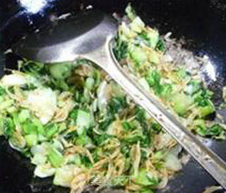 虾皮炒手捏菜的做法步骤：10