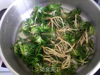 玉米面荠菜鸡蛋馅煎饺的做法步骤：6