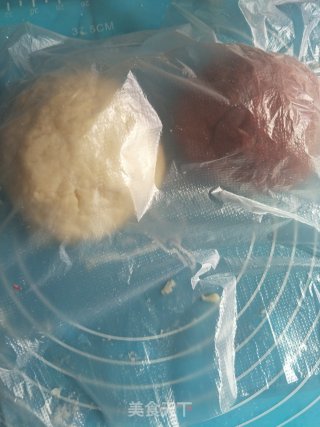 桃花酥的做法步骤：3