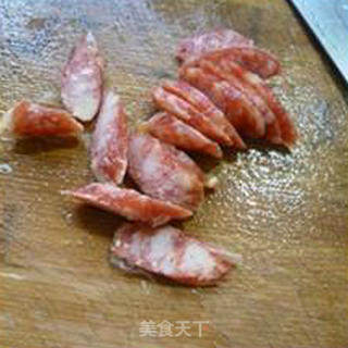 大蒜腊肠炒腐竹的做法步骤：7