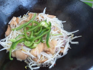 猴头菇炒豆芽菜的做法步骤：10