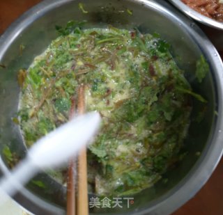 鹅蛋炒香椿的做法步骤：4