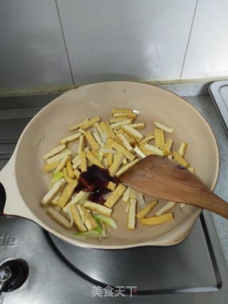 豆腐干炒菜心的做法步骤：11