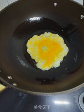 黄瓜炒鸡蛋的做法步骤：1