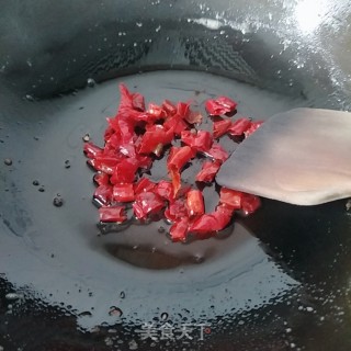 辣子鸡腿和鸡翅的做法步骤：8