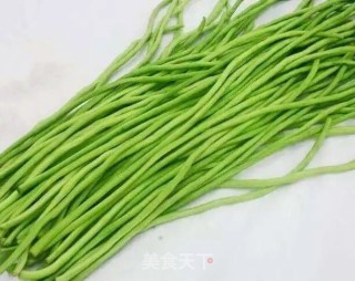 自制酸豆角的做法步骤：2