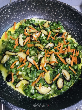 “野菜”素三鲜煎蛋的做法步骤：6