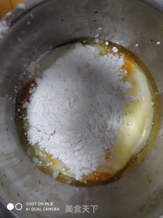 菠萝酸奶反转蛋糕的做法步骤：5