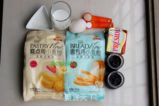 蓝莓面包卷的做法步骤：1