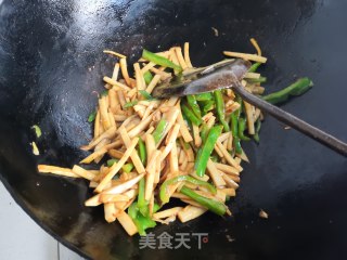 酱炒杏鲍菇的做法步骤：9