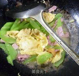 咸肉鸡蛋炒莴笋的做法步骤：13