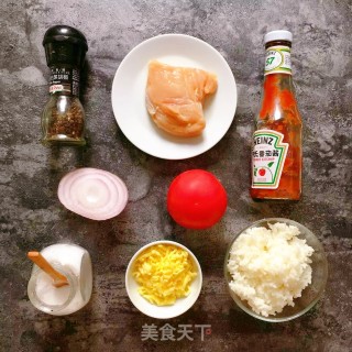 番茄鸡肉焗饭的做法步骤：1