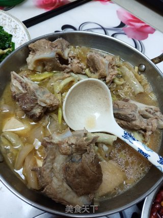 酸白菜炖猪骨的做法步骤：9