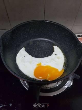 白花菜鸡蛋汤的做法步骤：2