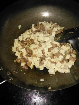 韭菜肉末豆腐羹的做法步骤：6