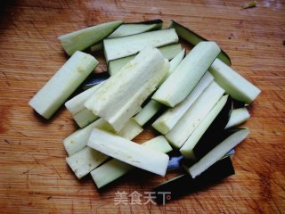 龙豆角炒茄条的做法步骤：2