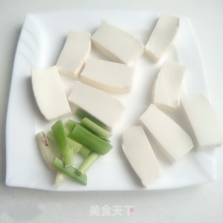 猪肺豆腐煲的做法步骤：7