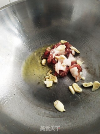 杏鲍菇炒肉的做法步骤：7