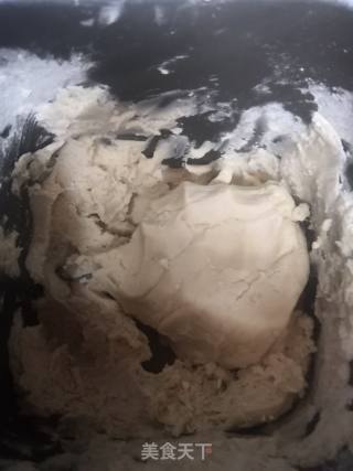 五仁酥饼的做法步骤：3