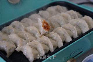 胡葱鲜肉煎饺的做法步骤：10