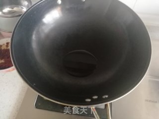 大蒜炒鸡蛋的做法步骤：2