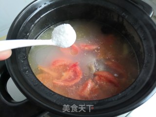 西红柿牛尾汤的做法步骤：8