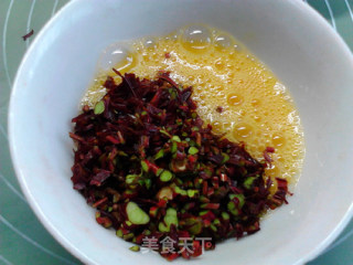 别样香椿炒鸡蛋~香椿鸡蛋棒的做法步骤：5