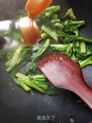 蒜蓉甜菜苔的做法步骤：5