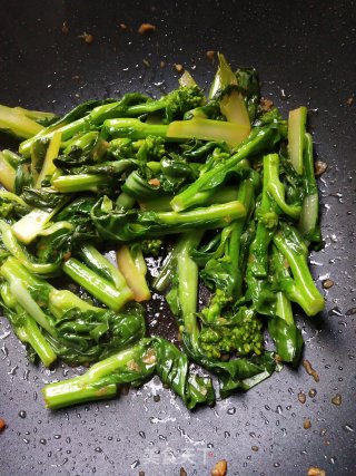蒜蓉甜菜苔的做法步骤：6